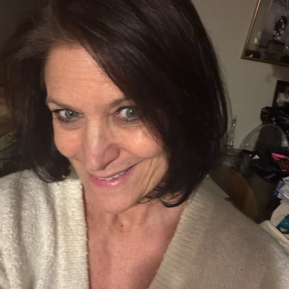 Meet your Posher, Sally